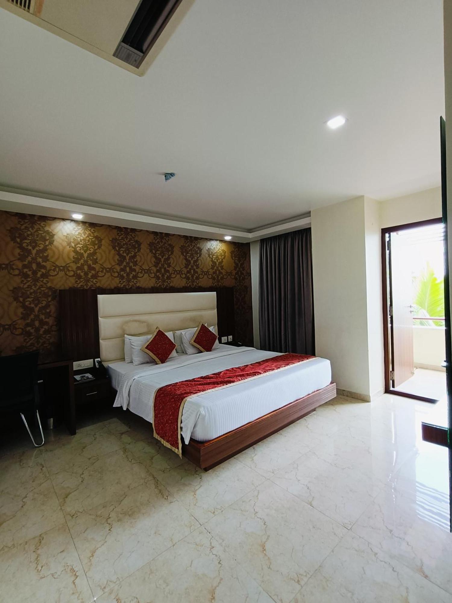 Holiday Residency Coimbatore Ngoại thất bức ảnh